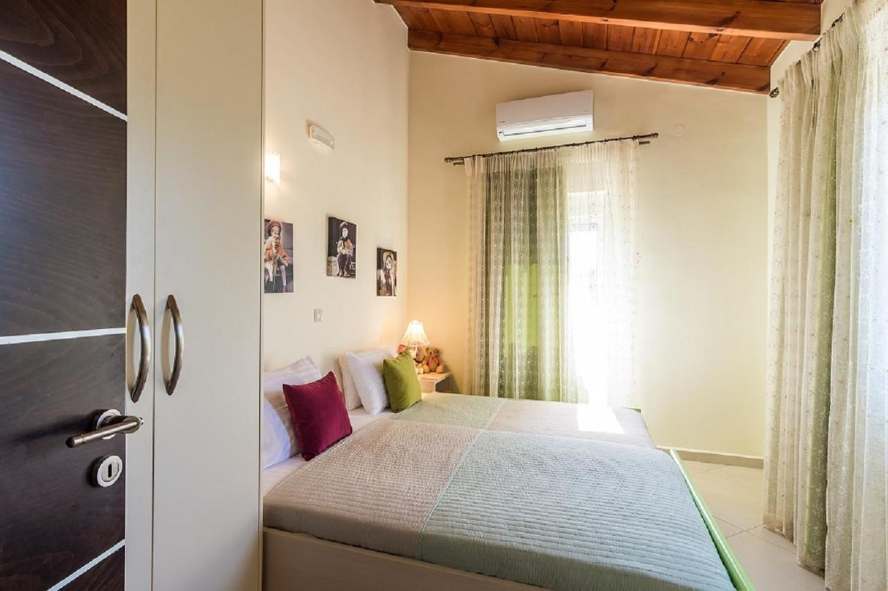 Villa Chara Chania Agia Marina Exteriör bild