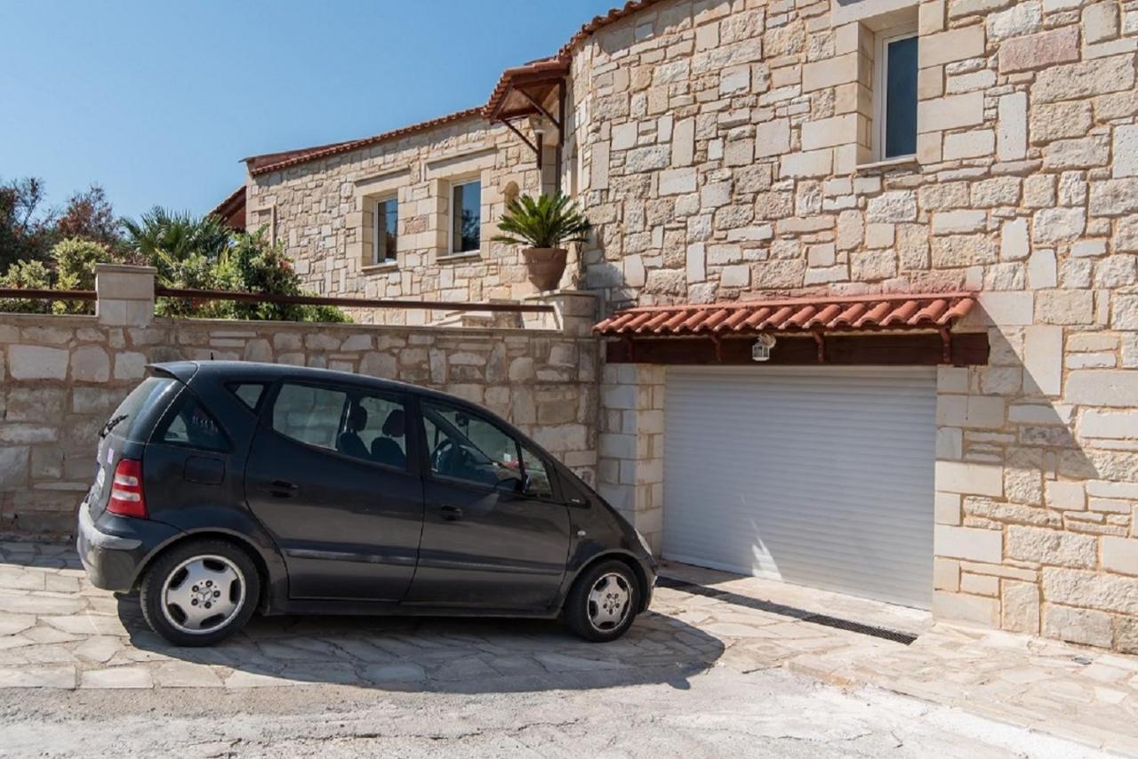 Villa Chara Chania Agia Marina Exteriör bild